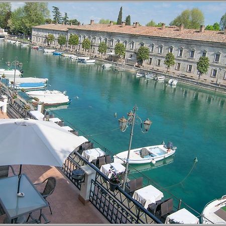 Acqua Verde Appartamenti Песк'єра-дель-Гарда Екстер'єр фото
