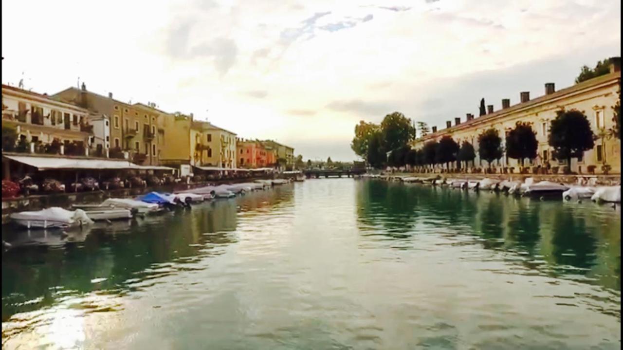 Acqua Verde Appartamenti Песк'єра-дель-Гарда Екстер'єр фото