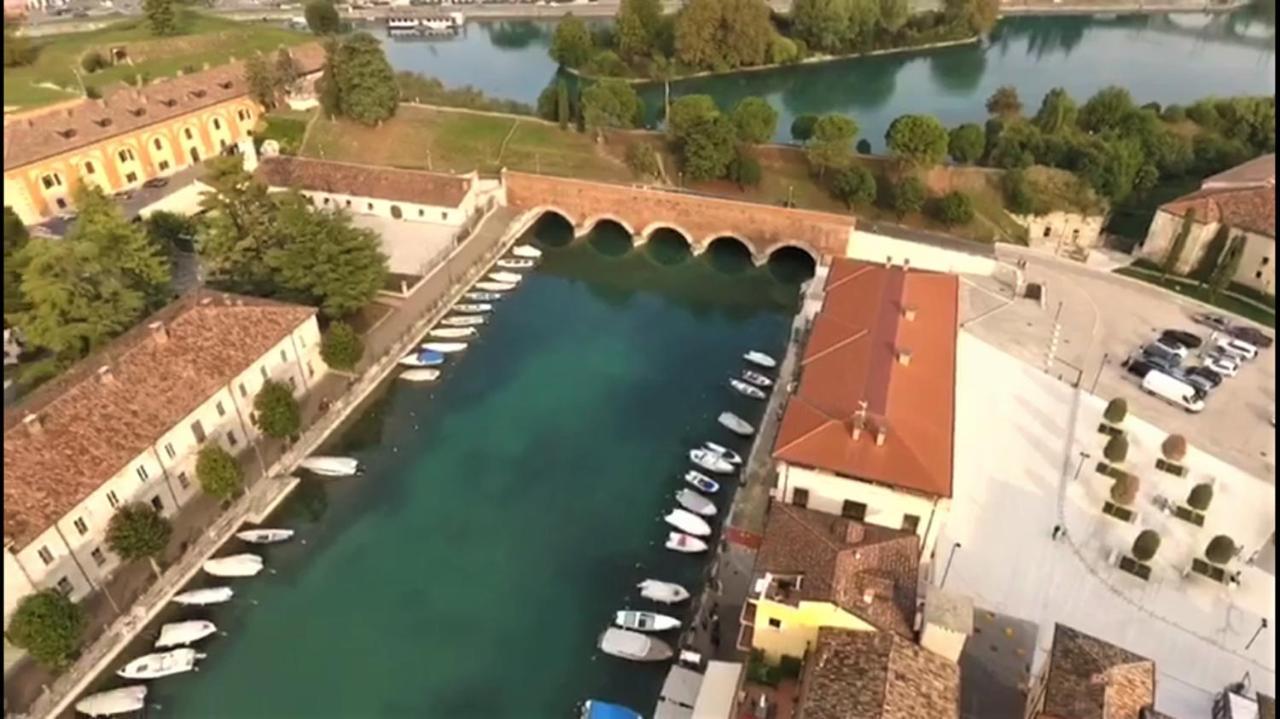 Acqua Verde Appartamenti Песк'єра-дель-Гарда Екстер'єр фото